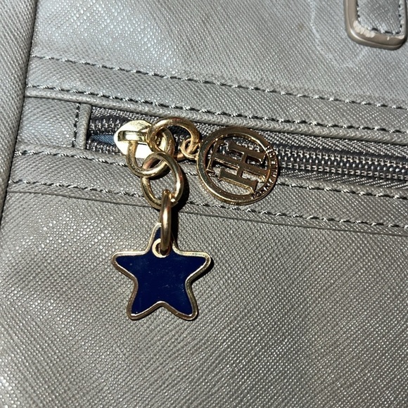 Tommy Hilfiger ShoulderTote Purse - Picture 5 of 9